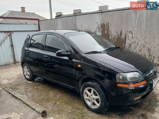 Черный Шевроле Авео, объемом двигателя 1.5 л и пробегом 250 тыс. км за 2500 $, фото 1 на Automoto.ua