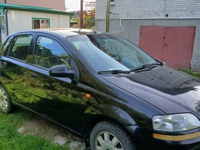 Чорний Шевроле Авео, об'ємом двигуна 1.5 л та пробігом 196 тис. км за 3000 $, фото 1 на Automoto.ua