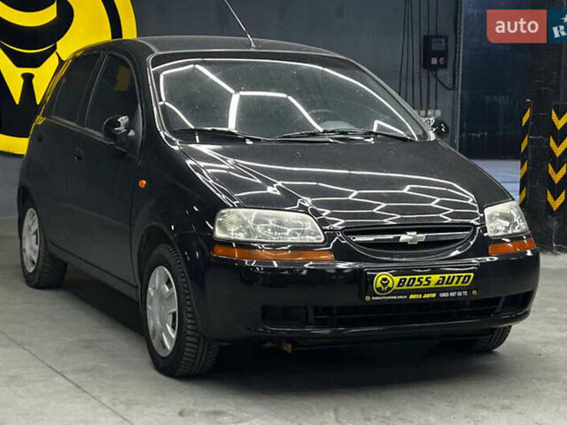 Чорний Шевроле Авео, об'ємом двигуна 1.5 л та пробігом 142 тис. км за 3800 $, фото 1 на Automoto.ua