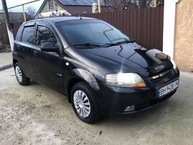 Черный Шевроле Авео, объемом двигателя 1.5 л и пробегом 156 тыс. км за 3600 $, фото 1 на Automoto.ua