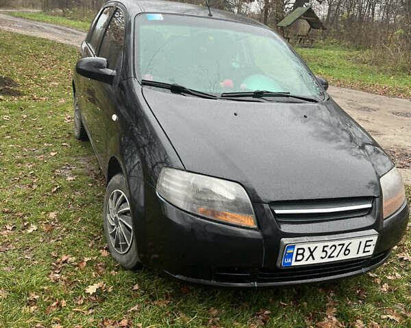Черный Шевроле Авео, объемом двигателя 1.5 л и пробегом 125 тыс. км за 3000 $, фото 1 на Automoto.ua