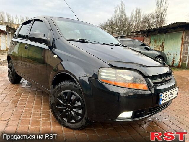 Черный Шевроле Авео, объемом двигателя 1.5 л и пробегом 300 тыс. км за 2999 $, фото 1 на Automoto.ua