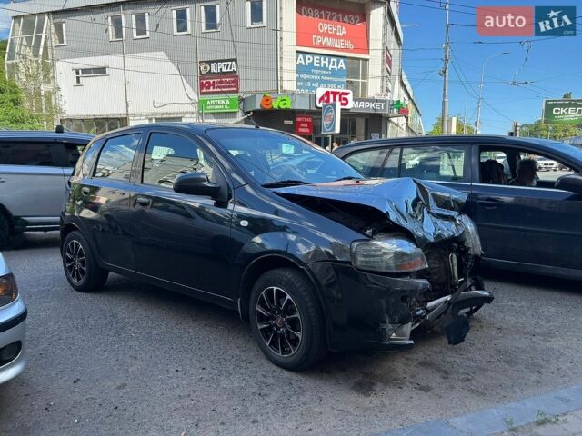 Черный Шевроле Авео, объемом двигателя 1.5 л и пробегом 175 тыс. км за 2200 $, фото 1 на Automoto.ua