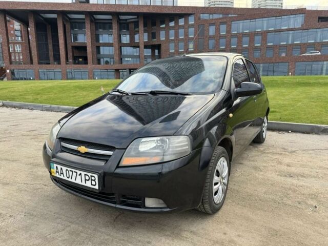 Черный Шевроле Авео, объемом двигателя 1.5 л и пробегом 265 тыс. км за 2950 $, фото 1 на Automoto.ua