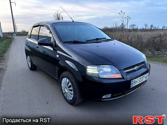 Черный Шевроле Авео, объемом двигателя 1.5 л и пробегом 380 тыс. км за 2900 $, фото 1 на Automoto.ua