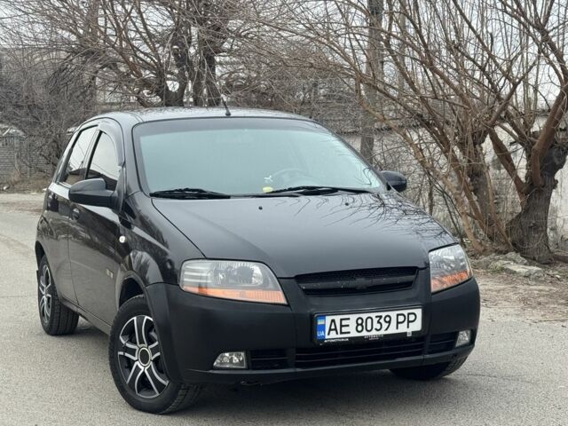 Черный Шевроле Авео, объемом двигателя 1.5 л и пробегом 193 тыс. км за 2850 $, фото 1 на Automoto.ua