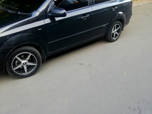 Черный Шевроле Авео, объемом двигателя 1.5 л и пробегом 260 тыс. км за 3800 $, фото 1 на Automoto.ua