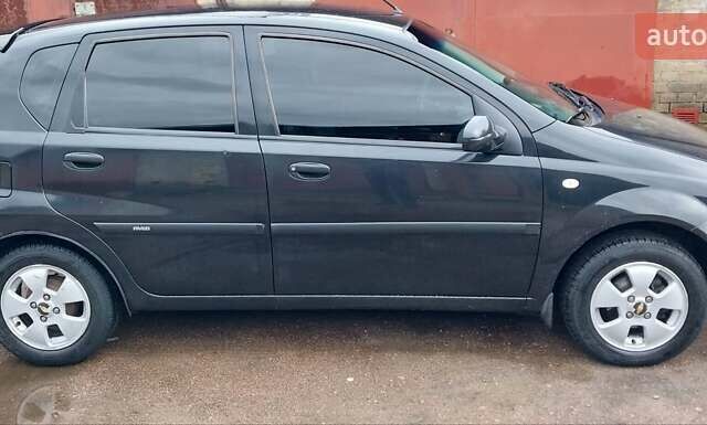 Чорний Шевроле Авео, об'ємом двигуна 1.5 л та пробігом 185 тис. км за 3100 $, фото 1 на Automoto.ua