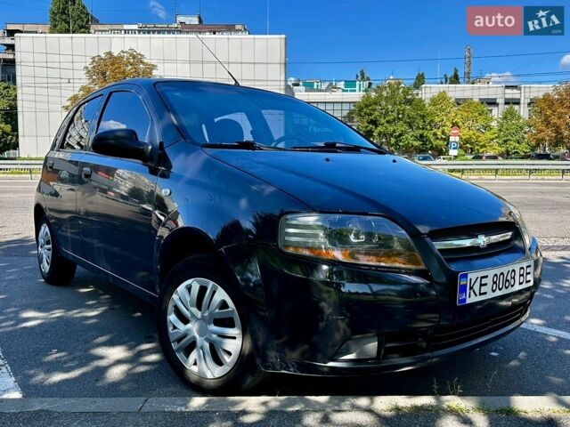 Черный Шевроле Авео, объемом двигателя 1.5 л и пробегом 312 тыс. км за 3200 $, фото 1 на Automoto.ua