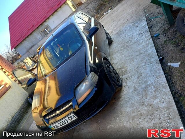 Черный Шевроле Авео, объемом двигателя 1.5 л и пробегом 580 тыс. км за 2699 $, фото 1 на Automoto.ua