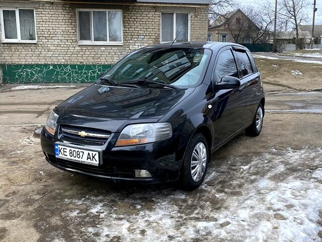 Черный Шевроле Авео, объемом двигателя 1.5 л и пробегом 200 тыс. км за 4500 $, фото 1 на Automoto.ua
