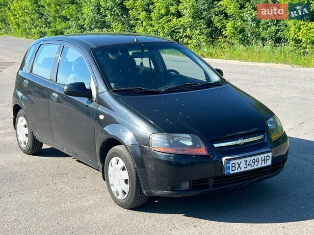 Черный Шевроле Авео, объемом двигателя 1.5 л и пробегом 180 тыс. км за 1999 $, фото 1 на Automoto.ua