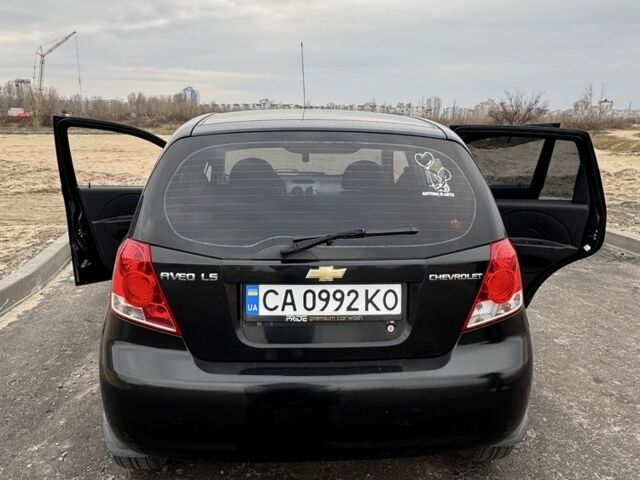 Черный Шевроле Авео, объемом двигателя 1.5 л и пробегом 140 тыс. км за 4500 $, фото 1 на Automoto.ua