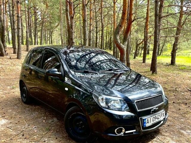 Черный Шевроле Авео, объемом двигателя 1.5 л и пробегом 225 тыс. км за 4500 $, фото 1 на Automoto.ua