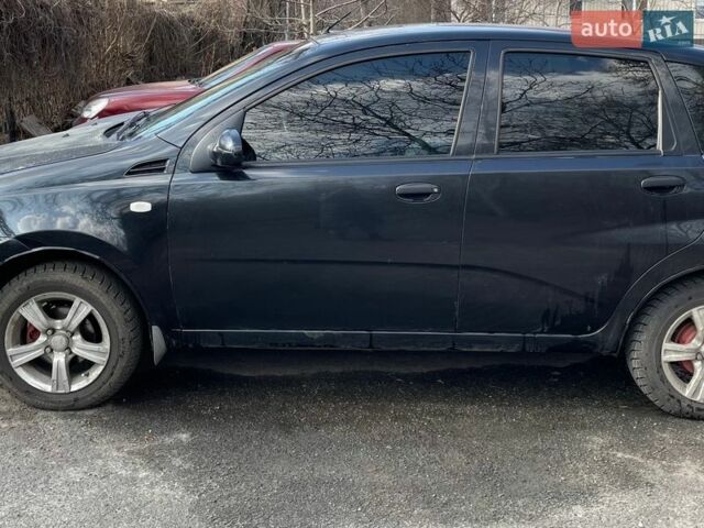 Черный Шевроле Авео, объемом двигателя 1.5 л и пробегом 202 тыс. км за 4000 $, фото 1 на Automoto.ua