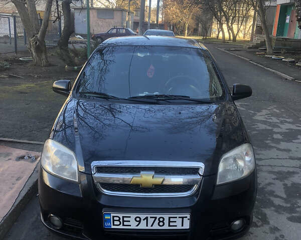 Черный Шевроле Авео, объемом двигателя 1.5 л и пробегом 180 тыс. км за 4800 $, фото 1 на Automoto.ua