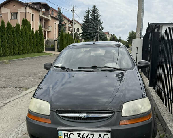 Черный Шевроле Авео, объемом двигателя 1.5 л и пробегом 200 тыс. км за 2500 $, фото 1 на Automoto.ua