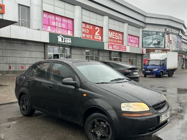 Черный Шевроле Авео, объемом двигателя 1.5 л и пробегом 200 тыс. км за 1450 $, фото 1 на Automoto.ua