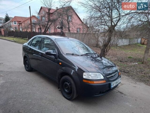 Черный Шевроле Авео, объемом двигателя 1.5 л и пробегом 245 тыс. км за 2150 $, фото 1 на Automoto.ua
