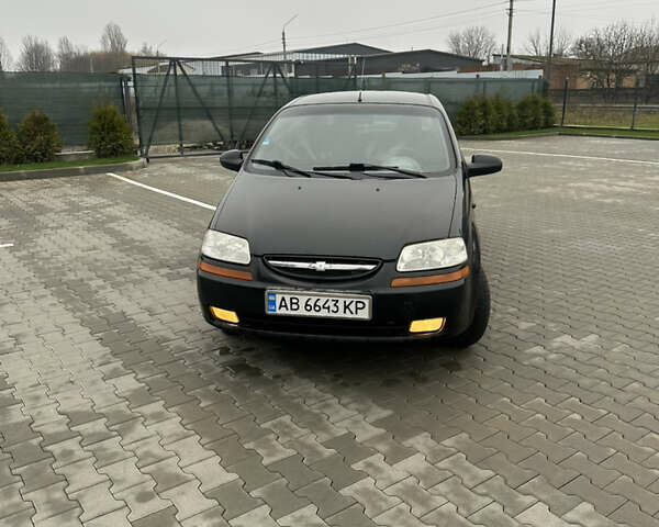 Черный Шевроле Авео, объемом двигателя 1.5 л и пробегом 333 тыс. км за 2550 $, фото 1 на Automoto.ua