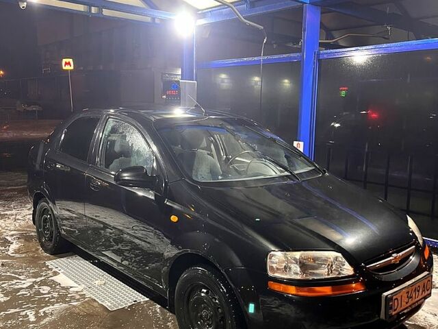 Черный Шевроле Авео, объемом двигателя 1.5 л и пробегом 154 тыс. км за 2150 $, фото 1 на Automoto.ua