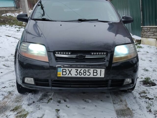 Черный Шевроле Авео, объемом двигателя 1.5 л и пробегом 252 тыс. км за 2000 $, фото 1 на Automoto.ua
