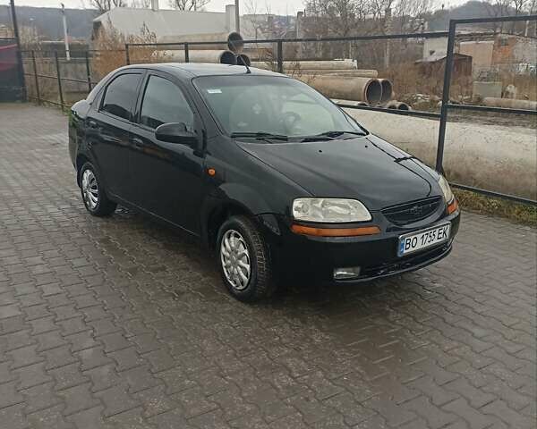 Чорний Шевроле Авео, об'ємом двигуна 1.5 л та пробігом 350 тис. км за 1600 $, фото 1 на Automoto.ua