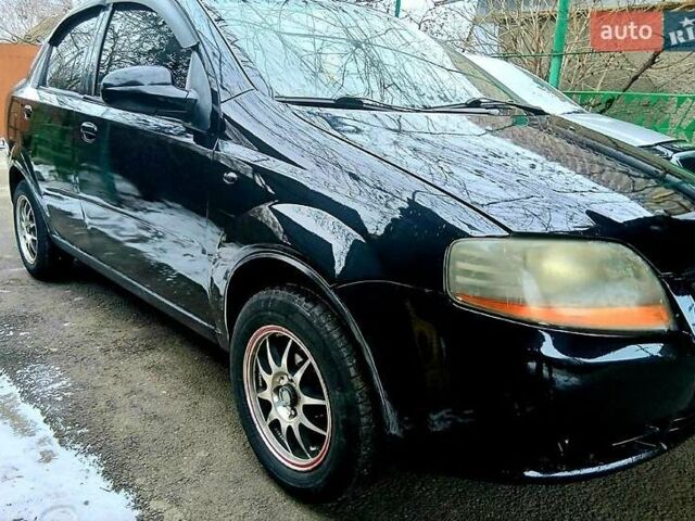 Черный Шевроле Авео, объемом двигателя 1.5 л и пробегом 268 тыс. км за 2999 $, фото 1 на Automoto.ua