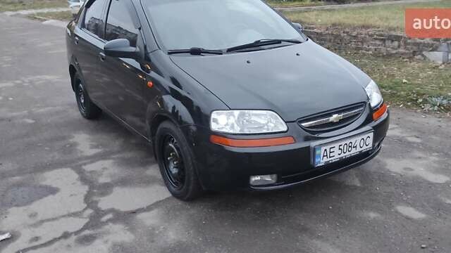 Черный Шевроле Авео, объемом двигателя 1.5 л и пробегом 170 тыс. км за 3115 $, фото 1 на Automoto.ua