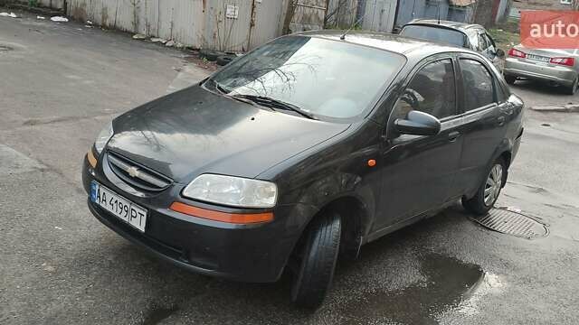 Черный Шевроле Авео, объемом двигателя 1.5 л и пробегом 344 тыс. км за 1900 $, фото 1 на Automoto.ua