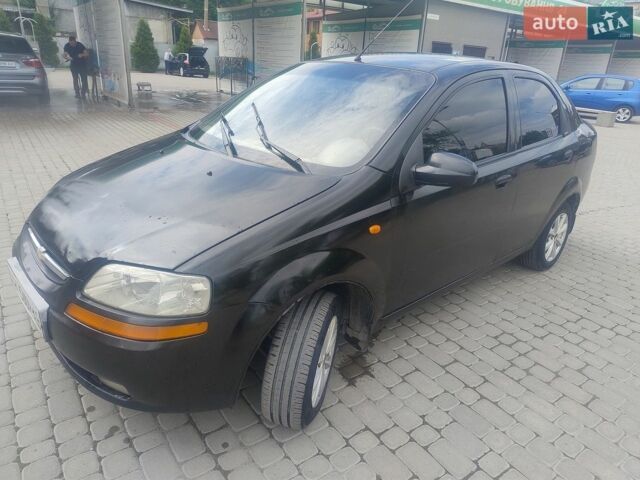 Черный Шевроле Авео, объемом двигателя 1.5 л и пробегом 560 тыс. км за 2300 $, фото 1 на Automoto.ua
