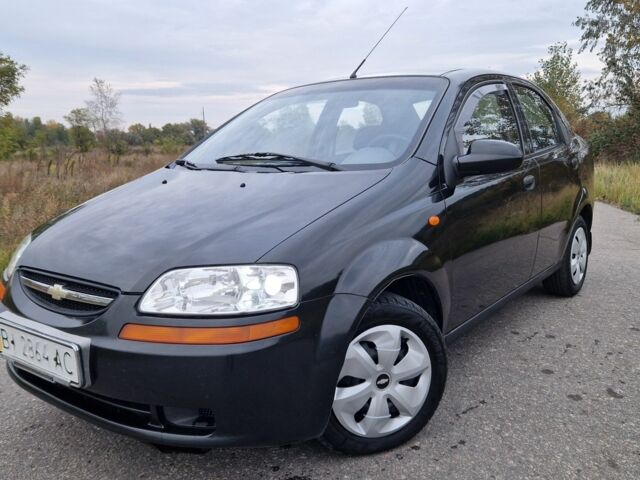 Чорний Шевроле Авео, об'ємом двигуна 1.5 л та пробігом 219 тис. км за 3350 $, фото 1 на Automoto.ua