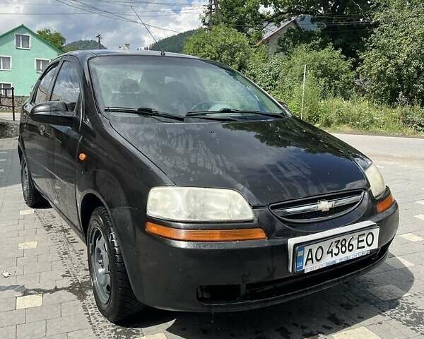 Черный Шевроле Авео, объемом двигателя 1.5 л и пробегом 170 тыс. км за 2200 $, фото 1 на Automoto.ua