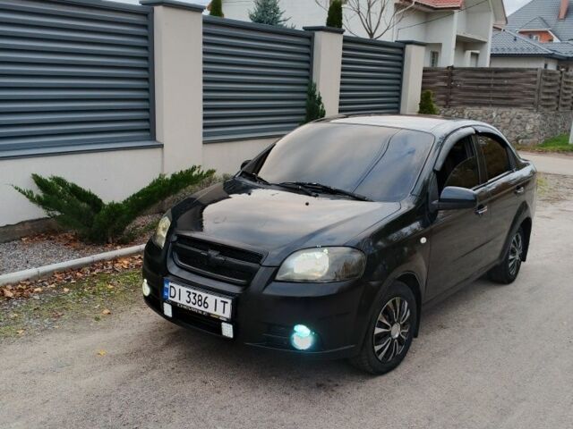 Чорний Шевроле Авео, об'ємом двигуна 1.5 л та пробігом 200 тис. км за 3200 $, фото 1 на Automoto.ua