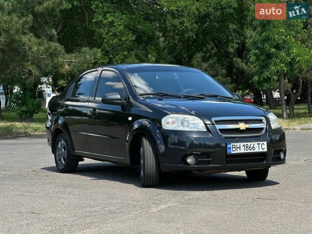 Черный Шевроле Авео, объемом двигателя 1.5 л и пробегом 266 тыс. км за 3600 $, фото 1 на Automoto.ua