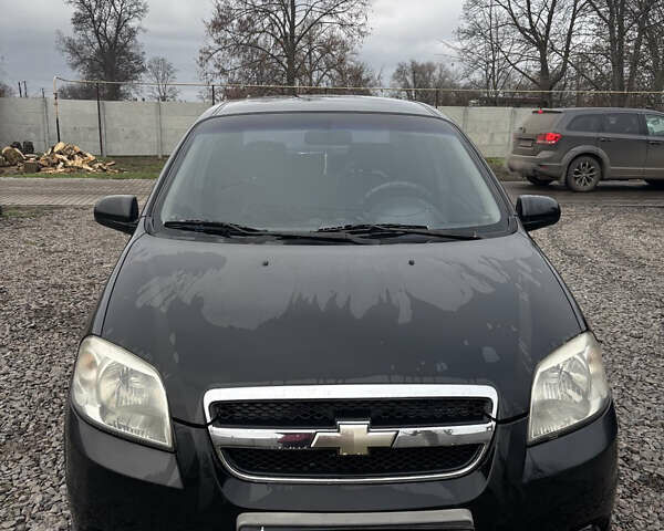 Чорний Шевроле Авео, об'ємом двигуна 1.5 л та пробігом 215 тис. км за 2900 $, фото 1 на Automoto.ua