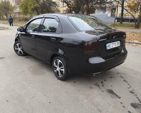 Черный Шевроле Авео, объемом двигателя 1.5 л и пробегом 267 тыс. км за 3300 $, фото 1 на Automoto.ua