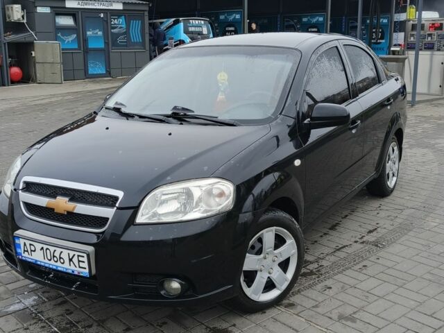 Черный Шевроле Авео, объемом двигателя 1.5 л и пробегом 203 тыс. км за 4600 $, фото 1 на Automoto.ua