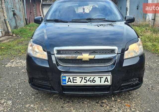 Черный Шевроле Авео, объемом двигателя 1.5 л и пробегом 230 тыс. км за 3500 $, фото 1 на Automoto.ua