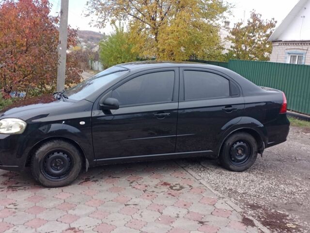 Черный Шевроле Авео, объемом двигателя 1.5 л и пробегом 187 тыс. км за 3332 $, фото 1 на Automoto.ua
