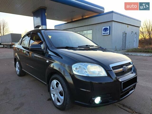 Черный Шевроле Авео, объемом двигателя 1.5 л и пробегом 275 тыс. км за 4300 $, фото 1 на Automoto.ua