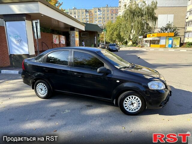 Черный Шевроле Авео, объемом двигателя 1.5 л и пробегом 250 тыс. км за 4100 $, фото 1 на Automoto.ua