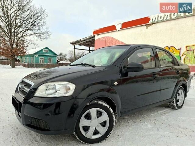 Черный Шевроле Авео, объемом двигателя 1.5 л и пробегом 213 тыс. км за 3900 $, фото 1 на Automoto.ua