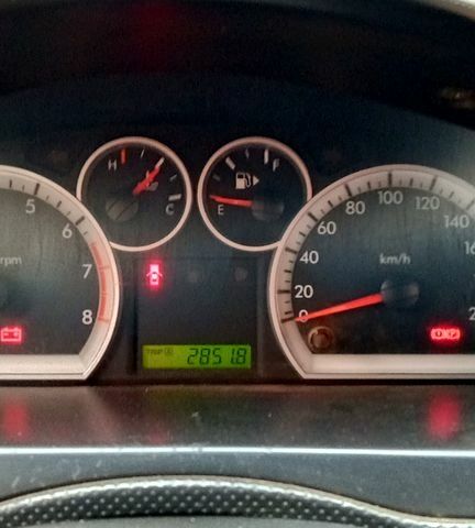 Черный Шевроле Авео, объемом двигателя 1.5 л и пробегом 276 тыс. км за 2000 $, фото 1 на Automoto.ua