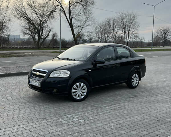Черный Шевроле Авео, объемом двигателя 1.5 л и пробегом 325 тыс. км за 2999 $, фото 1 на Automoto.ua