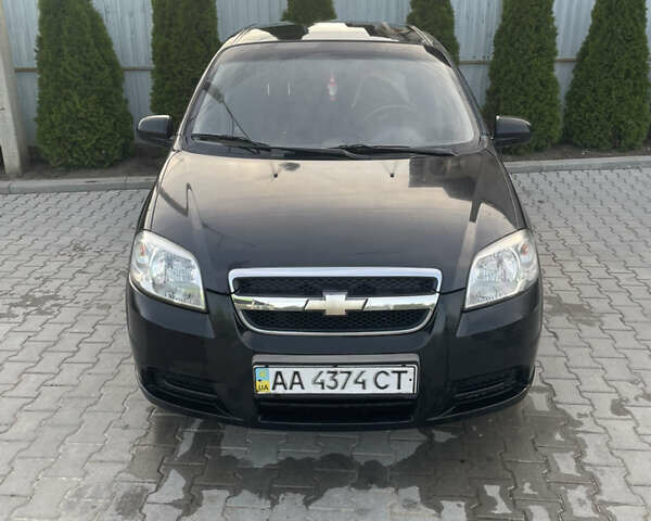 Черный Шевроле Авео, объемом двигателя 1.5 л и пробегом 220 тыс. км за 3500 $, фото 1 на Automoto.ua