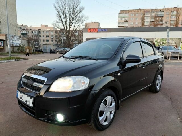 Черный Шевроле Авео, объемом двигателя 1.5 л и пробегом 275 тыс. км за 4300 $, фото 1 на Automoto.ua