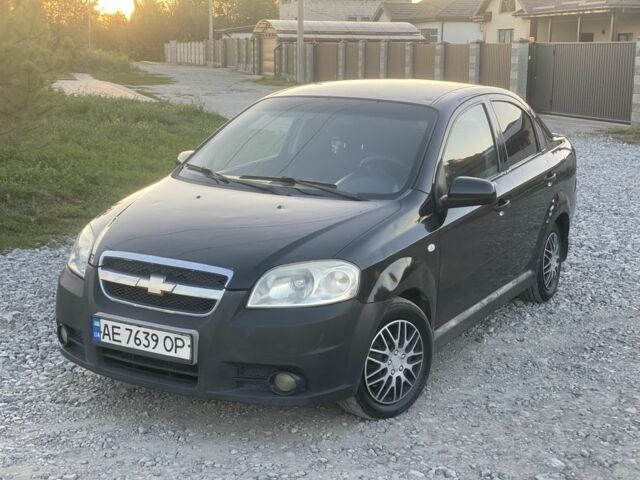 Черный Шевроле Авео, объемом двигателя 1.5 л и пробегом 253 тыс. км за 2300 $, фото 1 на Automoto.ua