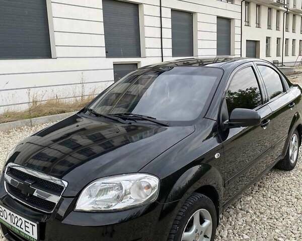 Черный Шевроле Авео, объемом двигателя 1.5 л и пробегом 179 тыс. км за 3400 $, фото 1 на Automoto.ua
