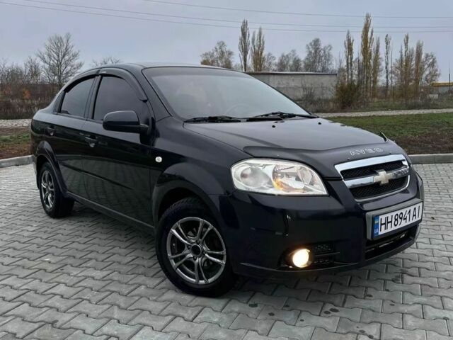 Черный Шевроле Авео, объемом двигателя 1.5 л и пробегом 85 тыс. км за 5500 $, фото 1 на Automoto.ua